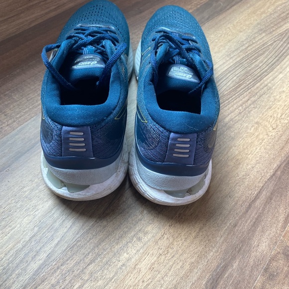 ASICS Running Sneakers - Picture 3 of 4